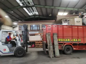 Carter Truk Engkel Spesial Pengiriman dari Tangerang – Ke Kutai Barat