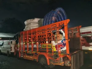 Carter Truk Fuso Untuk Muat Barang dari Tangerang – Menuju Kota Bontang