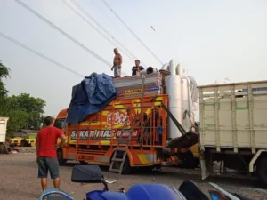 Carter Truk Wing Box Spesial Muat Barang dari Tangerang – Tujuan Kutai Timur