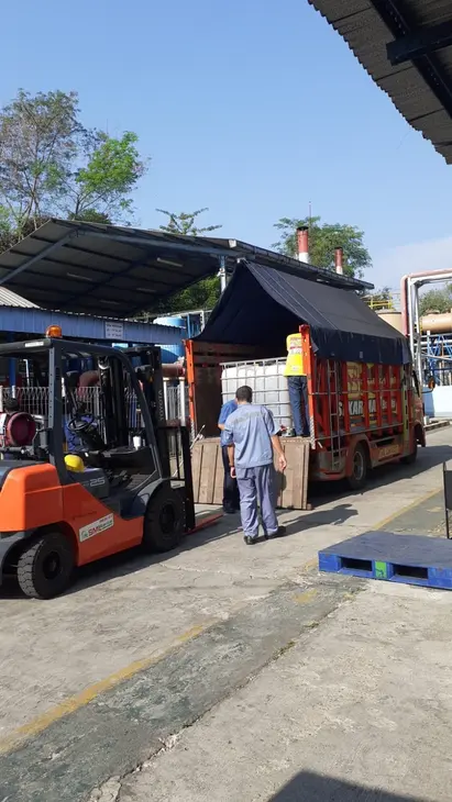 Jasa Sewa Truk Engkel Rute Pengiriman Mahakam Hulu – Jakarta