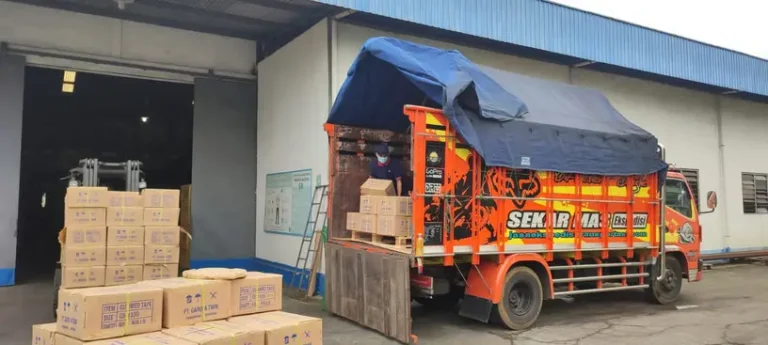 Sewa Truk Tronton Khusus Pengiriman dari Tangerang – Menuju Paser